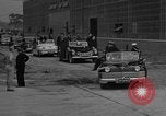 Image Roosevelt visites usine d'aviation United States USA, 1942, de la seconde 19 séquences d'archives historiques vidéo 65675050253