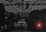 Image Roosevelt visites usine d'aviation United States USA, 1942, de la seconde 40 séquences d'archives historiques vidéo 65675050253