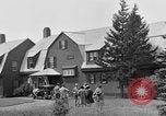 Immagine di Viaggio per picnic New Brunswick Canada, 1936, secondo 25 filmato di repertorio 65675050261
