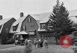 Immagine di Viaggio per picnic New Brunswick Canada, 1936, secondo 30 filmato di repertorio 65675050261