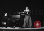 Immagine di Marian Anderson United States USA, 1951, secondo 40 filmato di repertorio 65675050271