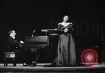 Immagine di Marian Anderson United States USA, 1951, secondo 42 filmato di repertorio 65675050271