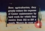 Standbild landwirtschaftlichen Tätigkeiten United States USA, 1942, aus Sekunde 6 historischem Filmmaterial Videoclip 65675050277