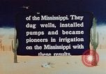 Standbild landwirtschaftlichen Tätigkeiten United States USA, 1942, aus Sekunde 50 historischem Filmmaterial Videoclip 65675050277
