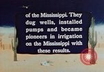 Standbild landwirtschaftlichen Tätigkeiten United States USA, 1942, aus Sekunde 51 historischem Filmmaterial Videoclip 65675050277