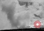 Standbild Riverside Geyser Wyoming United States USA, 1936, aus Sekunde 7 historischem Filmmaterial Videoclip 65675050286