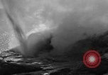 Standbild Riverside Geyser Wyoming United States USA, 1936, aus Sekunde 14 historischem Filmmaterial Videoclip 65675050286
