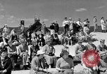 Standbild Old Faithful Geysir Wyoming United States USA, 1936, aus Sekunde 21 historischem Filmmaterial Videoclip 65675050289