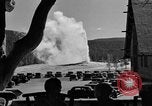 Standbild Old Faithful Geysir Wyoming United States USA, 1936, aus Sekunde 37 historischem Filmmaterial Videoclip 65675050289