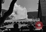Standbild Old Faithful Geysir Wyoming United States USA, 1936, aus Sekunde 38 historischem Filmmaterial Videoclip 65675050289
