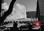 Standbild Old Faithful Geysir Wyoming United States USA, 1936, aus Sekunde 43 historischem Filmmaterial Videoclip 65675050289