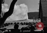 Standbild Old Faithful Geysir Wyoming United States USA, 1936, aus Sekunde 46 historischem Filmmaterial Videoclip 65675050289