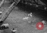 Standbild Swimmingpool Wyoming United States USA, 1936, aus Sekunde 22 historischem Filmmaterial Videoclip 65675050290