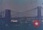 Standbild Brücken United States USA, 1958, aus Sekunde 31 historischem Filmmaterial Videoclip 65675050313