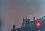 Standbild Brücken United States USA, 1958, aus Sekunde 51 historischem Filmmaterial Videoclip 65675050313