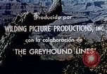 Standbild Tourist Bus United States USA, 1942, aus Sekunde 22 historischem Filmmaterial Videoclip 65675050314
