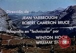 Standbild Tourist Bus United States USA, 1942, aus Sekunde 29 historischem Filmmaterial Videoclip 65675050314