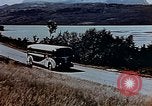 Standbild Tourist Bus United States USA, 1942, aus Sekunde 55 historischem Filmmaterial Videoclip 65675050314
