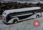 Standbild Tourist Bus United States USA, 1942, aus Sekunde 58 historischem Filmmaterial Videoclip 65675050314