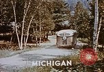 Standbild Holländische Holzschuhe hergestellt Holland Michigan USA, 1942, aus Sekunde 6 historischem Filmmaterial Videoclip 65675050329