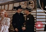 Standbild Holländische Holzschuhe hergestellt Holland Michigan USA, 1942, aus Sekunde 16 historischem Filmmaterial Videoclip 65675050329