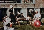 Standbild Holländische Holzschuhe hergestellt Holland Michigan USA, 1942, aus Sekunde 31 historischem Filmmaterial Videoclip 65675050329