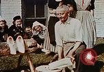Standbild Holländische Holzschuhe hergestellt Holland Michigan USA, 1942, aus Sekunde 35 historischem Filmmaterial Videoclip 65675050329