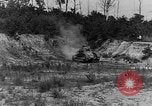 Standbild Tank demonstration Maryland United States USA, 1925, aus Sekunde 33 historischem Filmmaterial Videoclip 65675050340