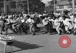 Standbild Wassermelone essen Wettbewerb Oakland California USA, 1929, aus Sekunde 3 historischem Filmmaterial Videoclip 65675050360