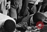 Standbild Wassermelone essen Wettbewerb Oakland California USA, 1929, aus Sekunde 19 historischem Filmmaterial Videoclip 65675050360