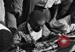 Standbild Wassermelone essen Wettbewerb Oakland California USA, 1929, aus Sekunde 21 historischem Filmmaterial Videoclip 65675050360