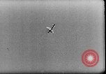 Standbild Deutsche Stuka dive Bomber Dünkirchen/Frankreich, 1942, aus Sekunde 27 historischem Filmmaterial Videoclip 65675050367