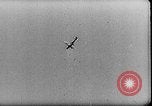 Standbild Deutsche Stuka dive Bomber Dünkirchen/Frankreich, 1942, aus Sekunde 28 historischem Filmmaterial Videoclip 65675050367