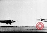 Image de raids aériens allemands France, 1942, de la seconde 21 séquences d'archives historiques vidéo 65675050368