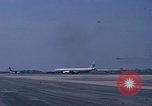 Immagine di Kennedy International Airport New York City USA, 1970, secondo 7 filmato di repertorio 65675050385