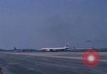 Immagine di Kennedy International Airport New York City USA, 1970, secondo 8 filmato di repertorio 65675050385