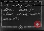 Standbild Dorf Schleifstein China, 1938, aus Sekunde 1 historischem Filmmaterial Videoclip 65675050387