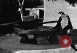 Standbild Dorf Schleifstein China, 1938, aus Sekunde 15 historischem Filmmaterial Videoclip 65675050387