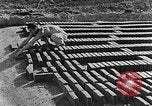 Standbild Backstein Machen China, 1938, aus Sekunde 13 historischem Filmmaterial Videoclip 65675050389