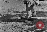 Standbild Backstein Machen China, 1938, aus Sekunde 28 historischem Filmmaterial Videoclip 65675050389