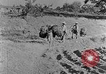 Standbild Backstein Machen China, 1938, aus Sekunde 40 historischem Filmmaterial Videoclip 65675050389