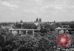 Standbild Ile Saint Louis Paris Frankreich, 1956, aus Sekunde 31 historischem Filmmaterial Videoclip 65675050422