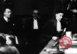 Standbild Urteil der Nürnberger Prozesse Nürnberg Deutschland, 1945, aus Sekunde 39 historischem Filmmaterial Videoclip 65675050468