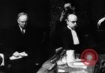 Standbild Urteil der Nürnberger Prozesse Nürnberg Deutschland, 1945, aus Sekunde 42 historischem Filmmaterial Videoclip 65675050468