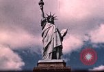 Standbild Burlington Mühlen New York City USA, 1950, aus Sekunde 36 historischem Filmmaterial Videoclip 65675050469