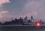 Standbild Burlington Mühlen New York City USA, 1950, aus Sekunde 49 historischem Filmmaterial Videoclip 65675050469