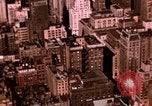 Standbild Burlington Mühlen New York City USA, 1950, aus Sekunde 57 historischem Filmmaterial Videoclip 65675050469
