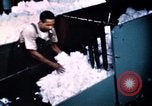 Standbild versponnen Rayon Fabric North Carolina United States USA, 1950, aus Sekunde 23 historischem Filmmaterial Videoclip 65675050471
