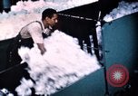 Standbild versponnen Rayon Fabric North Carolina United States USA, 1950, aus Sekunde 28 historischem Filmmaterial Videoclip 65675050471