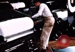 Standbild versponnen Rayon Fabric North Carolina United States USA, 1950, aus Sekunde 29 historischem Filmmaterial Videoclip 65675050471